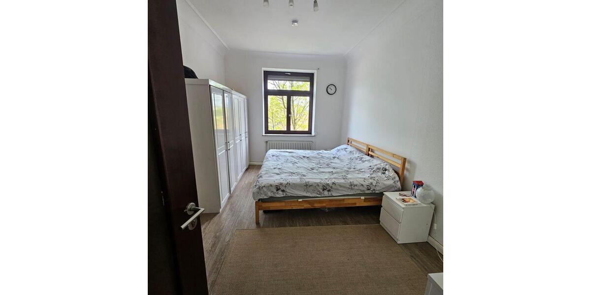 Etagenwohnung Stuttgart Feuerbach - 3 Zimmer, 75 m&sup2;, 700&euro; | Angebot:26222388