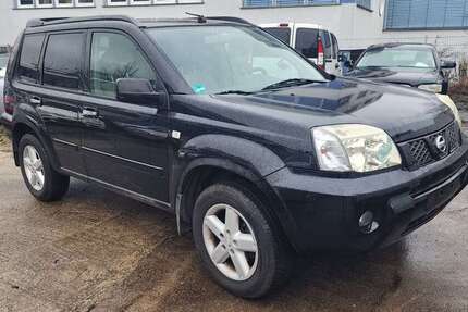 Nissan X-Trail 142.000 km 1.800 € Ostfildern 73760