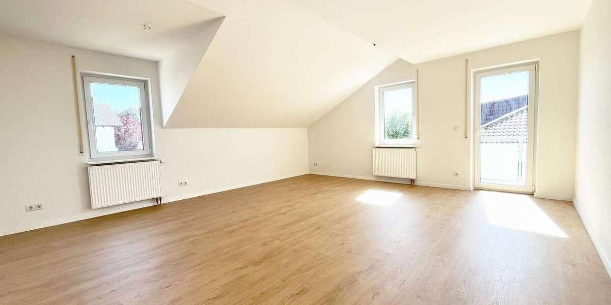 Etagenwohnung Pforzheim Dillweißenstein - 3.5 Zimmer, 103 m&sup2;, 1.190&euro; | Angebot:26732379