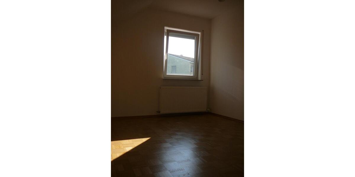 Dachgeschoßwohnung Herrenberg - 2.5 Zimmer, 58 m&sup2;, 900&euro; | Angebot:25554062