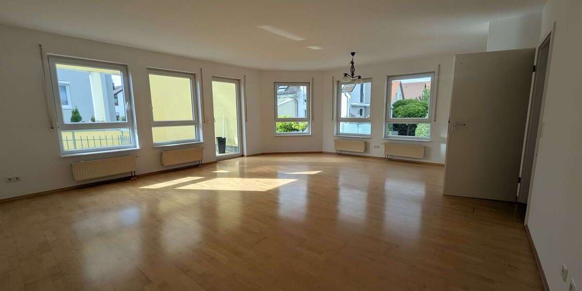 Etagenwohnung Sindelfingen Darmsheim - 3 Zimmer, 98 m&sup2;, 1.150&euro; | Angebot:27271425