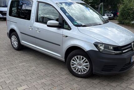 VW Caddy 212.912 km 10.450 &euro; Sindelfingen 71065
