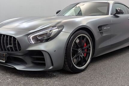 Mercedes AMG GT R