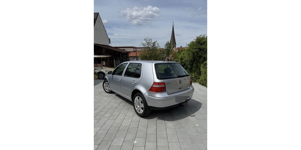 VW Golf IV 175.000 km 3.490 &euro; Althengstett 75382