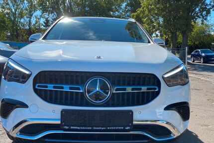 Mercedes-Benz GLA 180 7.400 km 28.500 &euro; Sindelfingen 71065