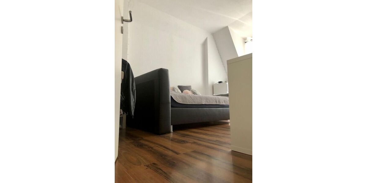WG Zimmer Stuttgart Ost Wagenburgstr. - Etagenwohnung Stuttgart Bopser | Angebot:24555015