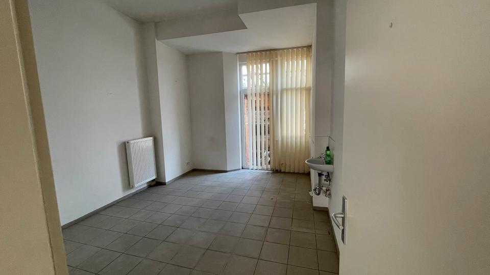 Erdgeschoßwohnung Pforzheim - 4 Zimmer, 107 m&sup2;, 1.000&euro; | Angebot:26623410
