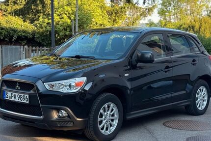 Mitsubishi ASX 200.381 km 5.900 &euro; Stuttgart 70182