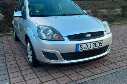Ford Fiesta 173.000 km 1.300 &euro; Stuttgart 70437