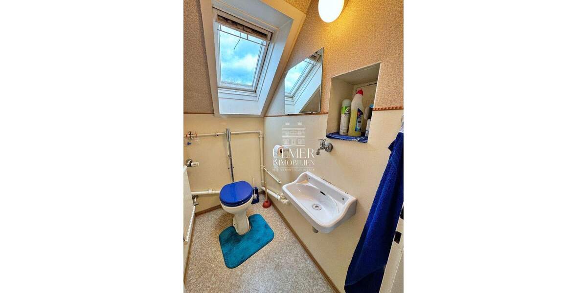 Einfamilienhaus Böblingen - 8 Zimmer, 154 m&sup2;, 660.000&euro; | Angebot:24814342