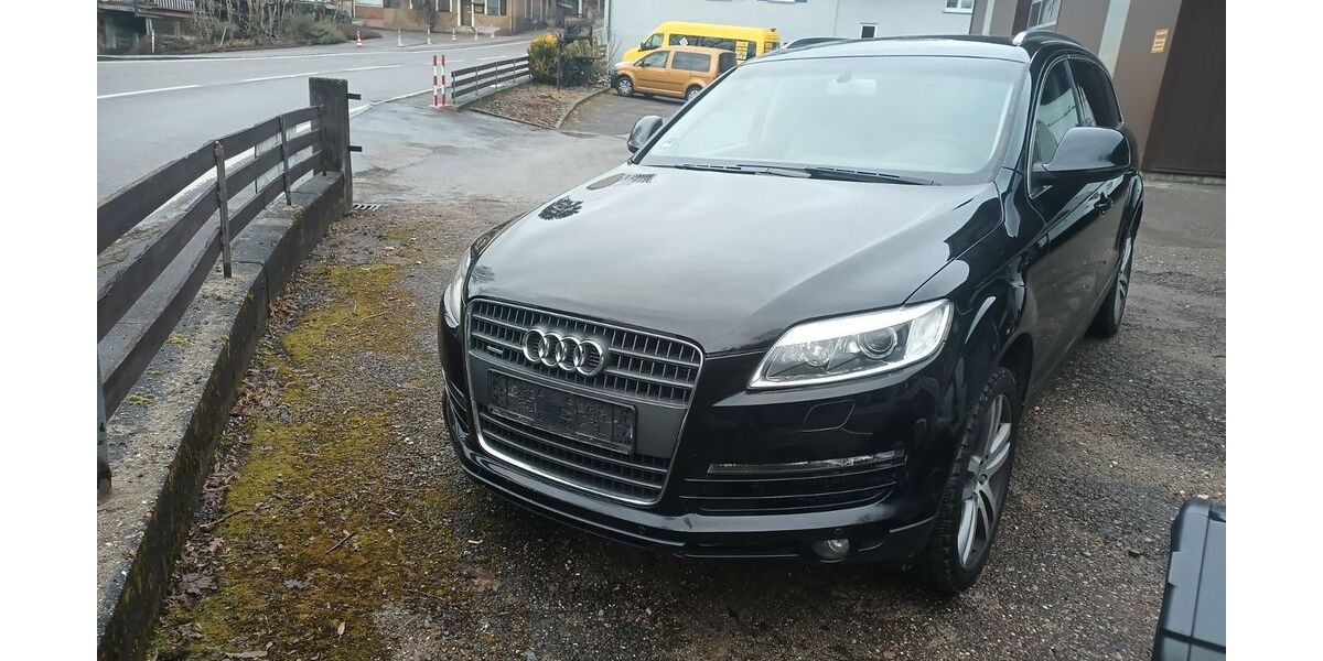 Audi Q7 162.000 km 14.200 &euro; Hemmingen 71282