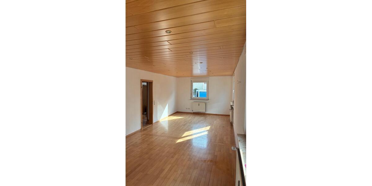 Einfamilienhaus Magstadt - 5.5 Zimmer, 145 m&sup2;, 1.800&euro; | Angebot:27620191