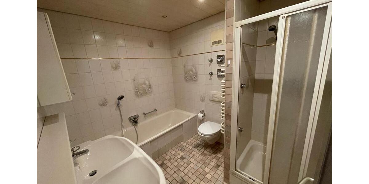 Erdgeschoßwohnung Reutlingen Reutlingen (Kernstadt) - 3 Zimmer, 75 m&sup2;, 900&euro; | Angebot:24801977