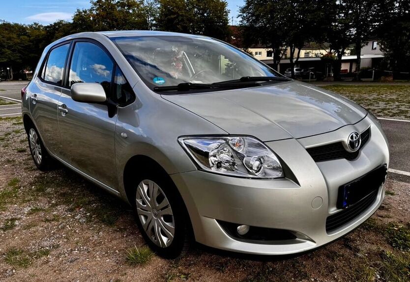 Auris