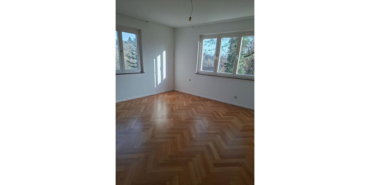 Etagenwohnung Esslingen am Neckar Hegensberg - 3 Zimmer, 74 m&sup2;, 900&euro; | Angebot:24737971