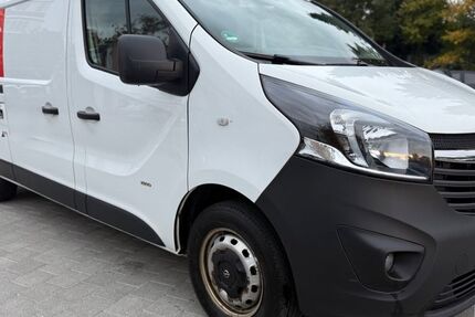 Opel Vivaro 229.980 km 7.999 € Fellbach 70736
