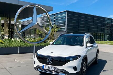 Mercedes-Benz EQB 8.000 km 43.100 € Böblingen 71034