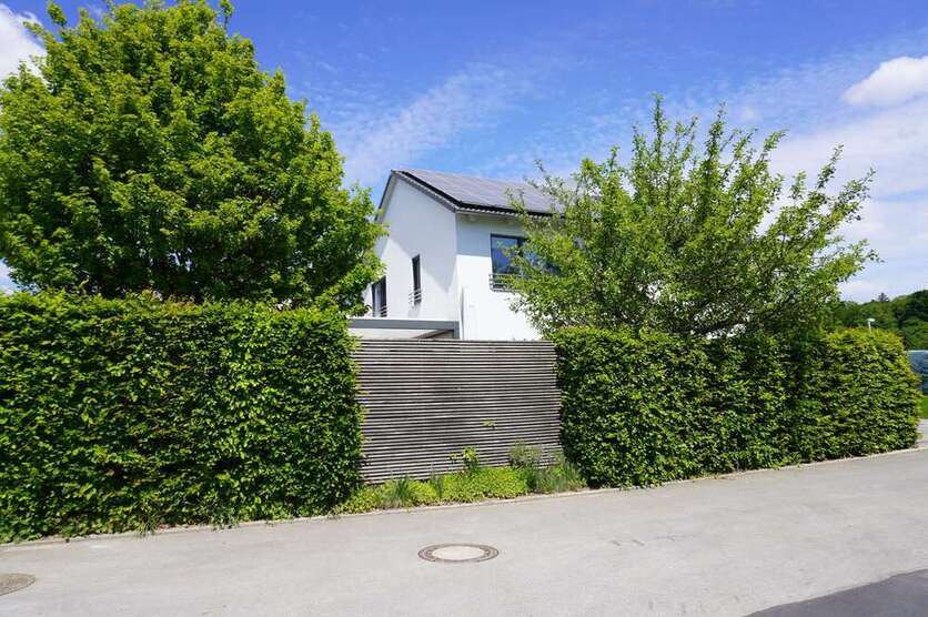 Haus zum Kaufen in Nürtingen 1.090.000 € 173 m²