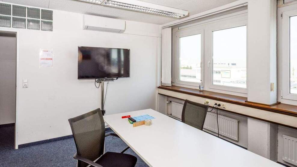Büroflächen unterschiedlicher Größe in bester Aussichtslage - All-in-Miete zimmer