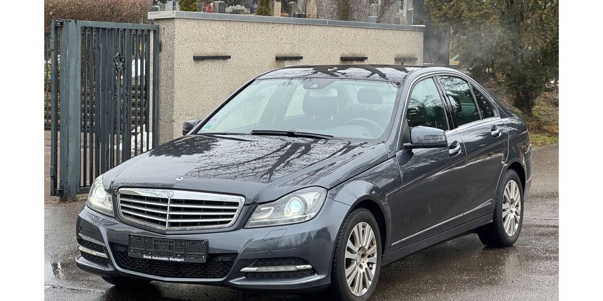 Mercedes-Benz C 250 199.974 km 9.990 &euro; Stuttgart 70374