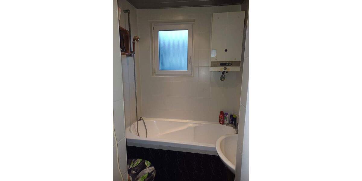 Doppelhaushälfte Stuttgart Weilimdorf - 8 Zimmer, 177 m&sup2;, 598.000&euro; | Angebot:25724263