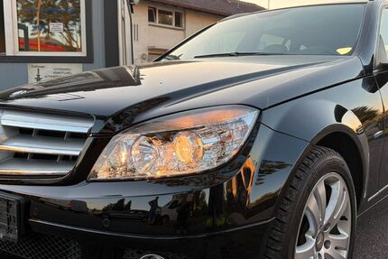 Mercedes-Benz C 250 151.000 km 7.950 &euro; LUDWIGSBURG 71642