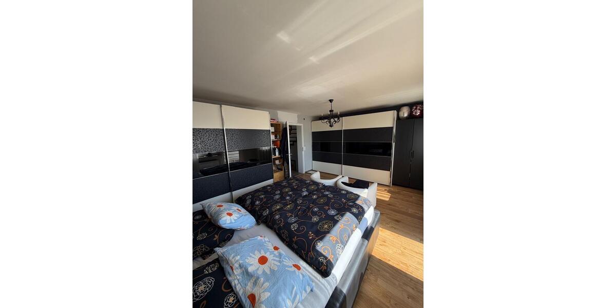 Reihenhaus Großbettlingen - 6 Zimmer, 180 m&sup2;, 590.000&euro; | Angebot:26277893