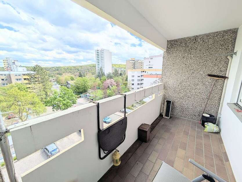 Wohnung zum Kaufen in Stuttgart 209.000 € 58 m²