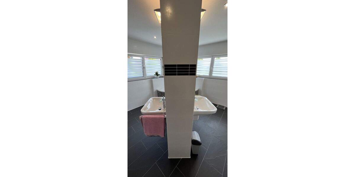 Einfamilienhaus Kornwestheim - 7 Zimmer, 334 m&sup2;, 1.773.000&euro; | Angebot:24662146