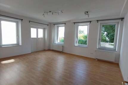 Wohnung Stuttgart Rosenberg - 4 Zimmer, 144 m&sup2;, 1.960&euro; | Angebot:27069146