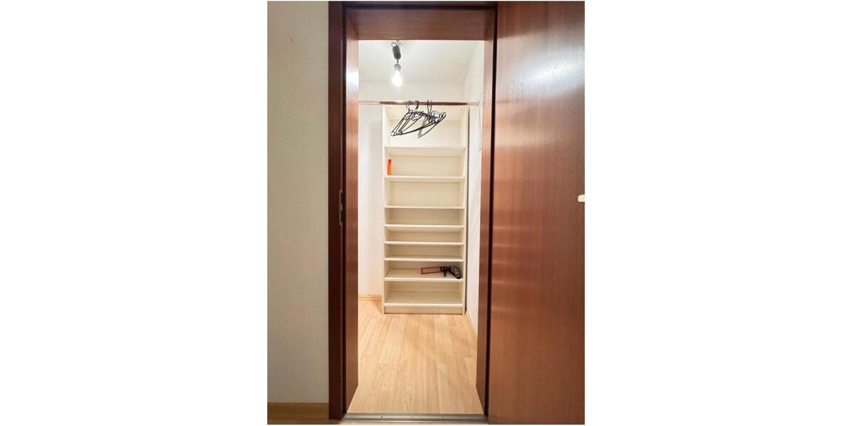 Etagenwohnung Ludwigsburg Eglosheim - 2 Zimmer, 59 m&sup2;, 1.050&euro; | Angebot:24830896