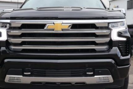 Chevrolet Silverado 4.000 km 82.890 € Metzingen(NH) 72555