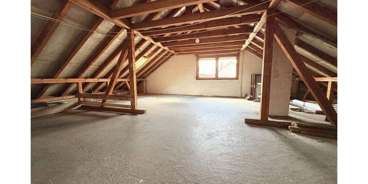 Mehrfamilienhaus, Wohnhaus Steinenbronn - 8 Zimmer, 155 m&sup2;, 669.000&euro; | Angebot:25748771