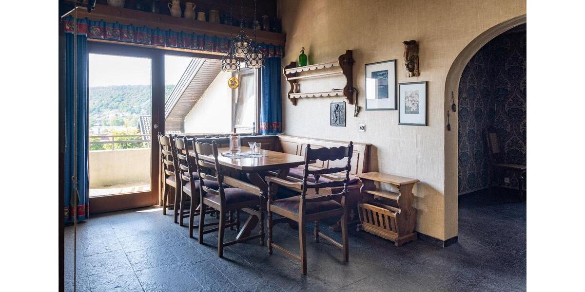 Einfamilienhaus Niefern-Öschelbronn Öschelbronn - 10 Zimmer, 459 m&sup2;, 950.000&euro; | Angebot:26632697