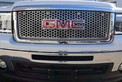 GMC Sierra 157.336 km 28.890 € Metzingen 72555