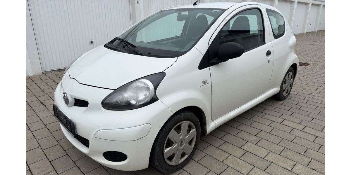 Toyota Aygo (X) 112.000 km 1.150 &euro; Niefern-Öschelbronn 75223