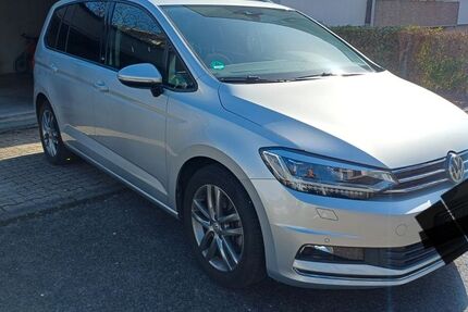 VW Touran 59.000 km 20.900 &euro; Ostfildern 73760