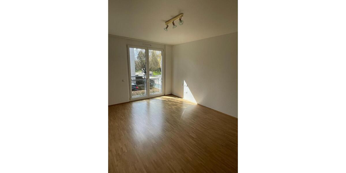Etagenwohnung Denkendorf - 3 Zimmer, 83 m&sup2;, 1.270&euro; | Angebot:25948432