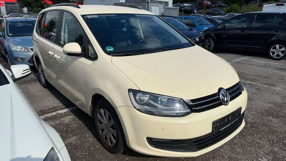VW Sharan 487.000 km 5.999 € Sindelfingen 71065