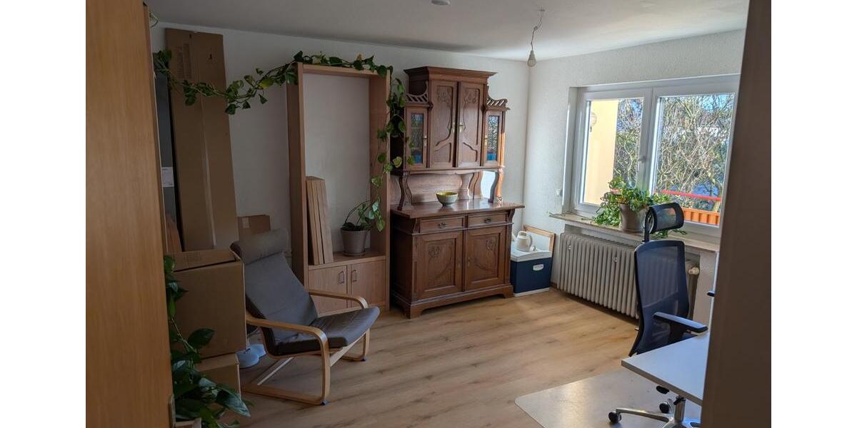Freistehendes Einfamilienhaus mit großem Garten und Balkon 9 zimmer