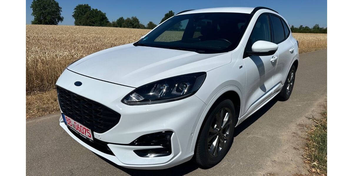Ford Kuga 64.000 km 17.990 &euro; Böblingen 71034