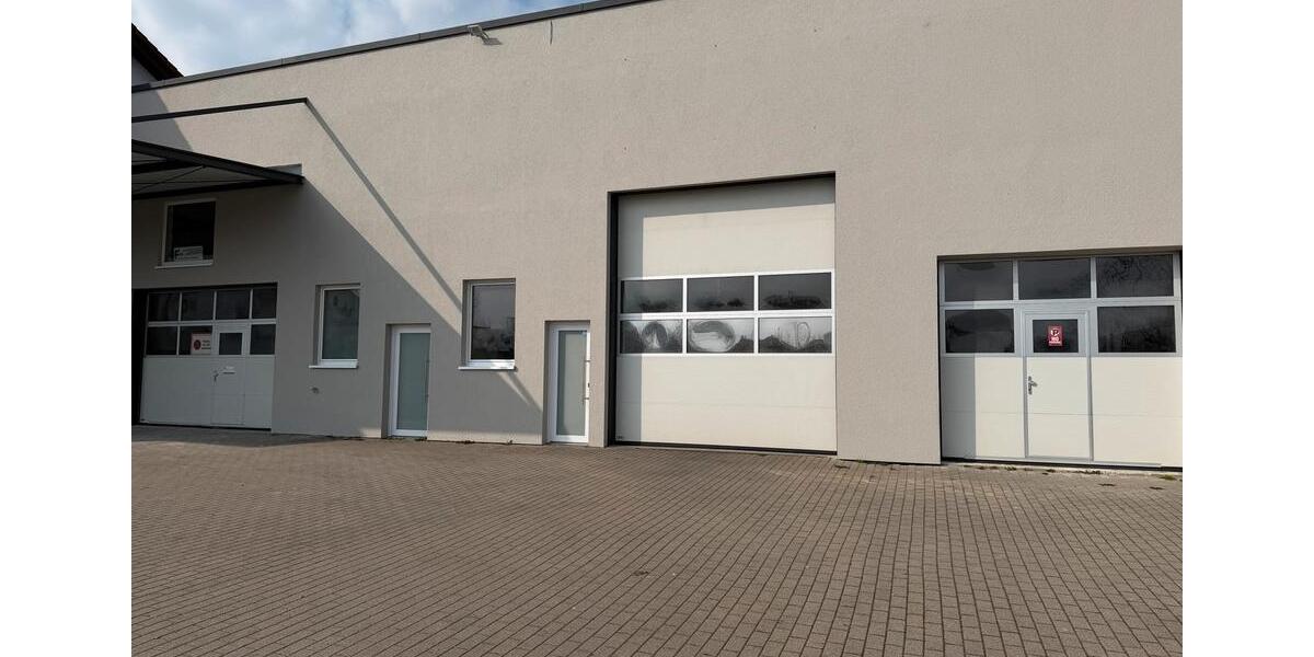 Gewerbeobjekt Deckenpfronn - 1.750&euro; | Angebot:25850191