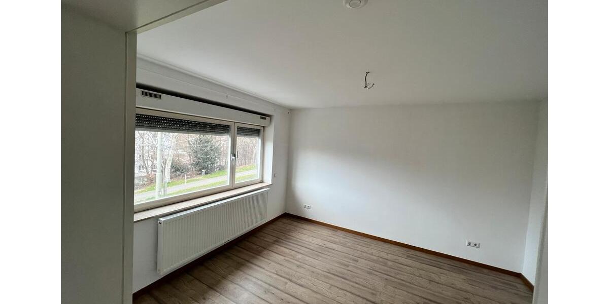 Etagenwohnung Fellbach - 3 Zimmer, 70 m&sup2;, 980&euro; | Angebot:24842594