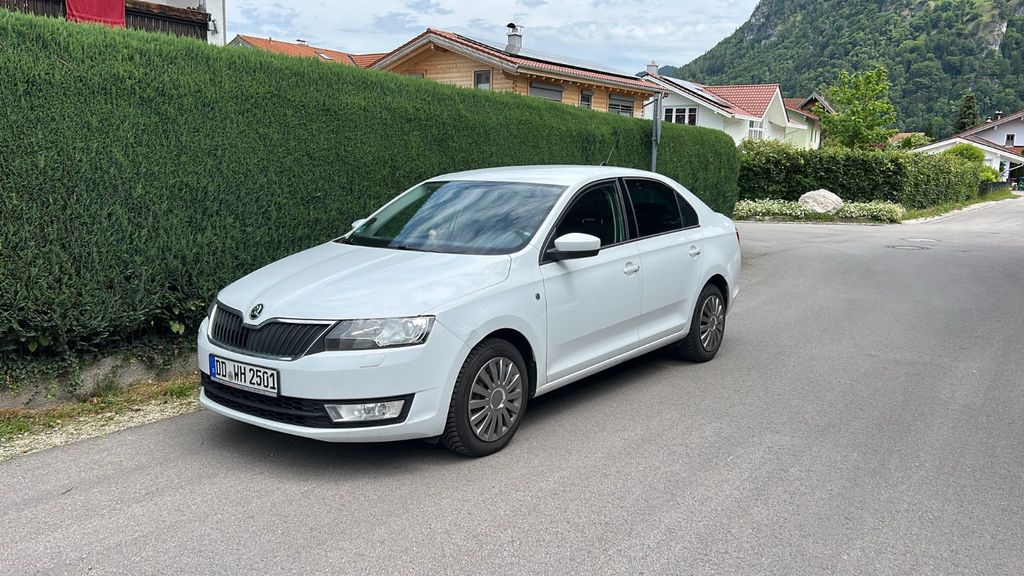 Skoda Rapid 113.700 km 8.200 &euro; Tübingen 72072