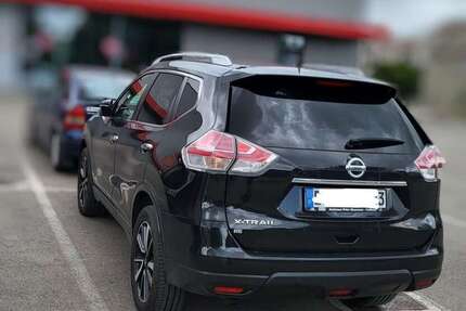Nissan X-Trail 195.400 km 12.300 &euro; Esslingen 73730