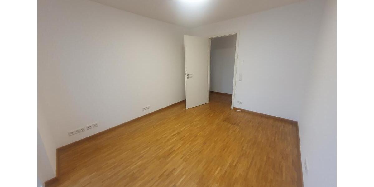Etagenwohnung Ostfildern - 5 Zimmer, 134 m&sup2;, 2.200&euro; | Angebot:27549073