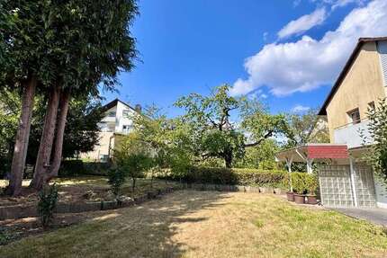 Haus zum Kaufen in Sindelfingen 690.000 € 164.46 m² 6 zimmer