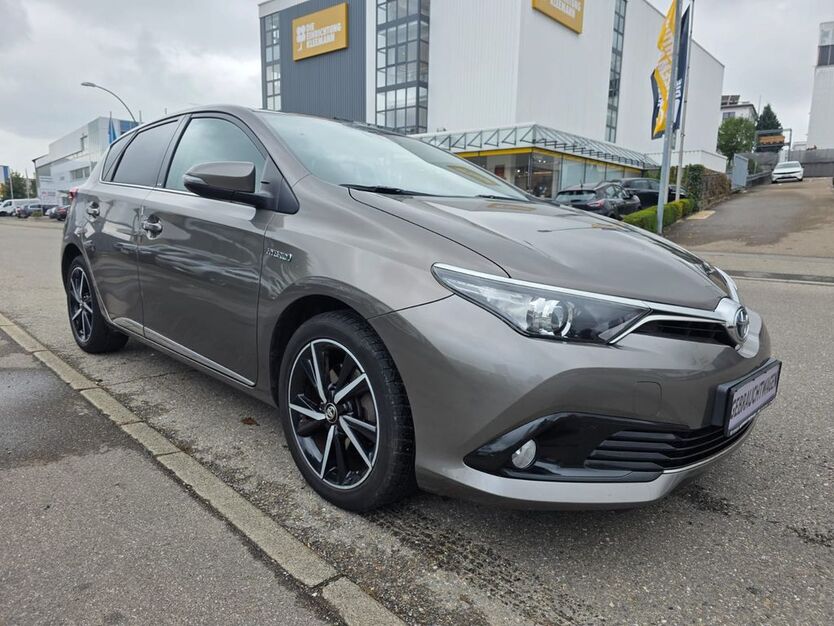 Toyota Auris 111.800 km 13.790 € Kornwestheim (bei Stuttgart) 70806