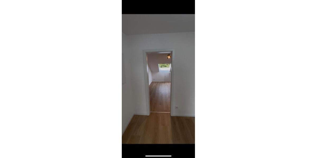 Dachgeschoßwohnung Kornwestheim - 3 Zimmer, 55 m&sup2;, 1.100&euro; | Angebot:27591475