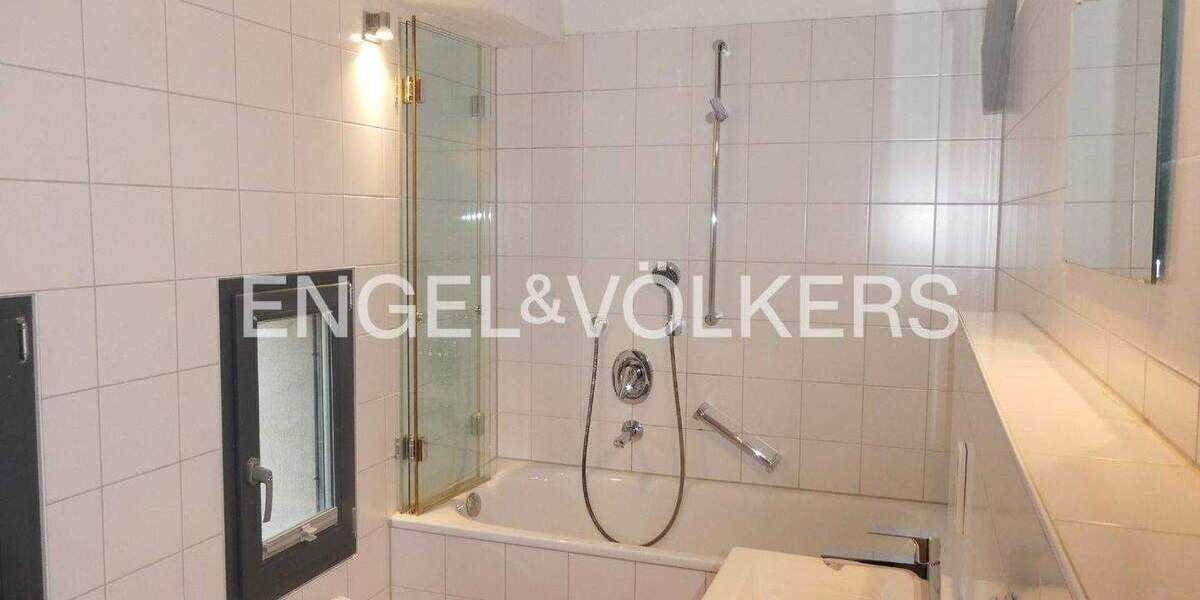 Etagenwohnung Tübingen Südstadt - 4 Zimmer, 166 m&sup2;, 895.000&euro; | Angebot:25734654